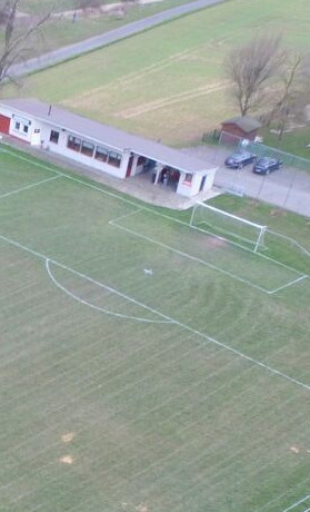 Aufbereitung des Spiel- und Trainingsgeländes