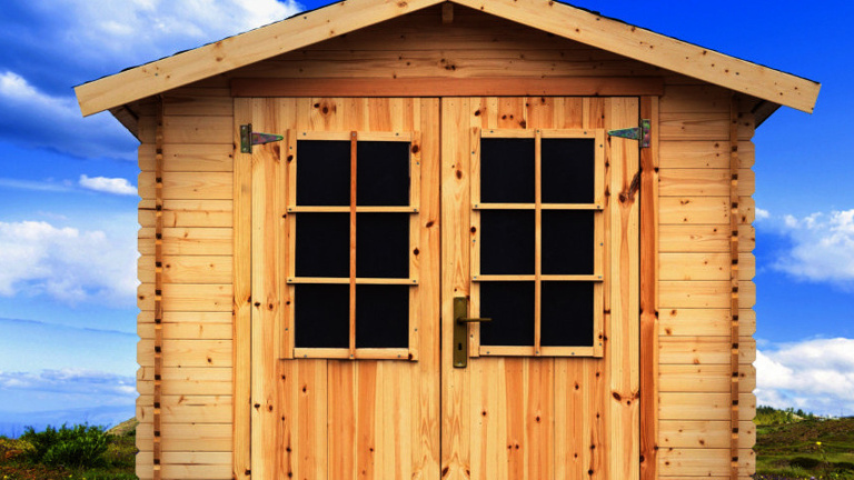 Ein Gerätehaus für das BücherWurmParadies