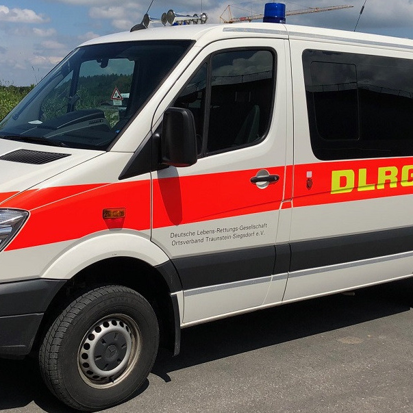 Neuer Einsatzwagen für die DLRG