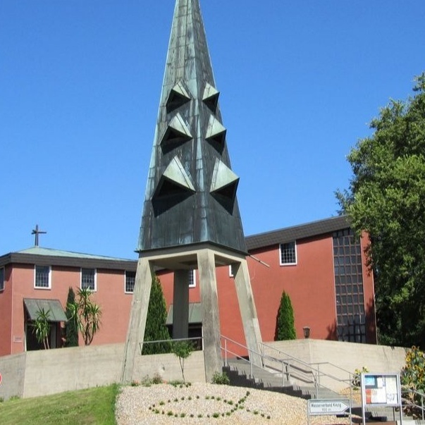 Neugestaltung des Kirchenvorplatzes der Johanneskirche in Neudorf