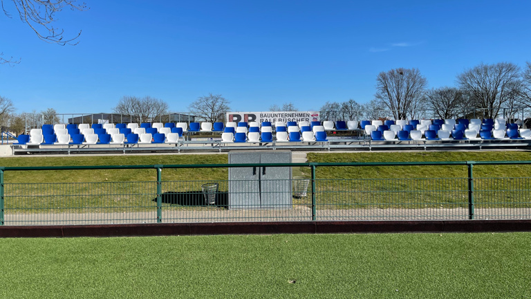 Tribünendach