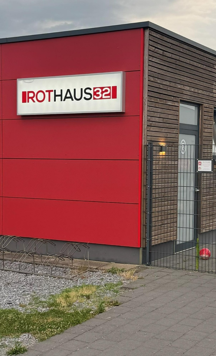 Gemeinschaft im Verein - Errichtung der Photovoltaikanlage TG Hörste