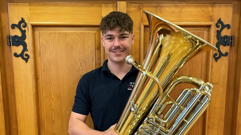 Neue Tuba  für die Stadtkapelle Munderkingen