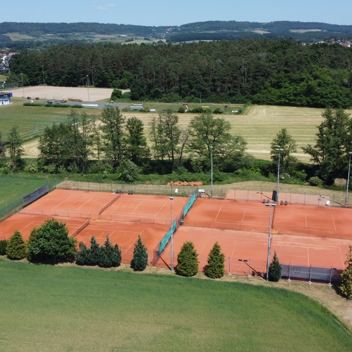 Erneuerung der Wasserpumpe für die Tennisanlage