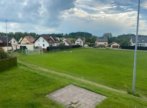LED Flutlichtanlage am Trainingsplatz