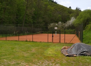 Wasserpumpe Tennisplatz