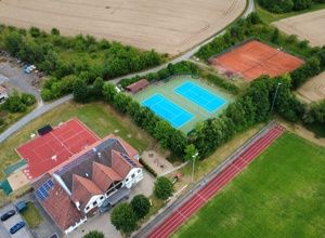 Erneuerung der Tennisplätze