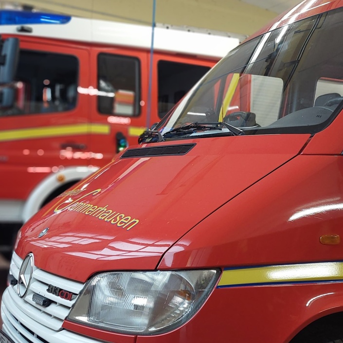 Hilf uns Leben zu retten - Defibrillator für First Responder