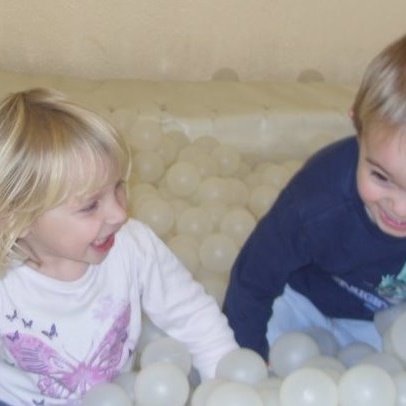 Bällebecken im neuen Kinderhaus am Tappenhof