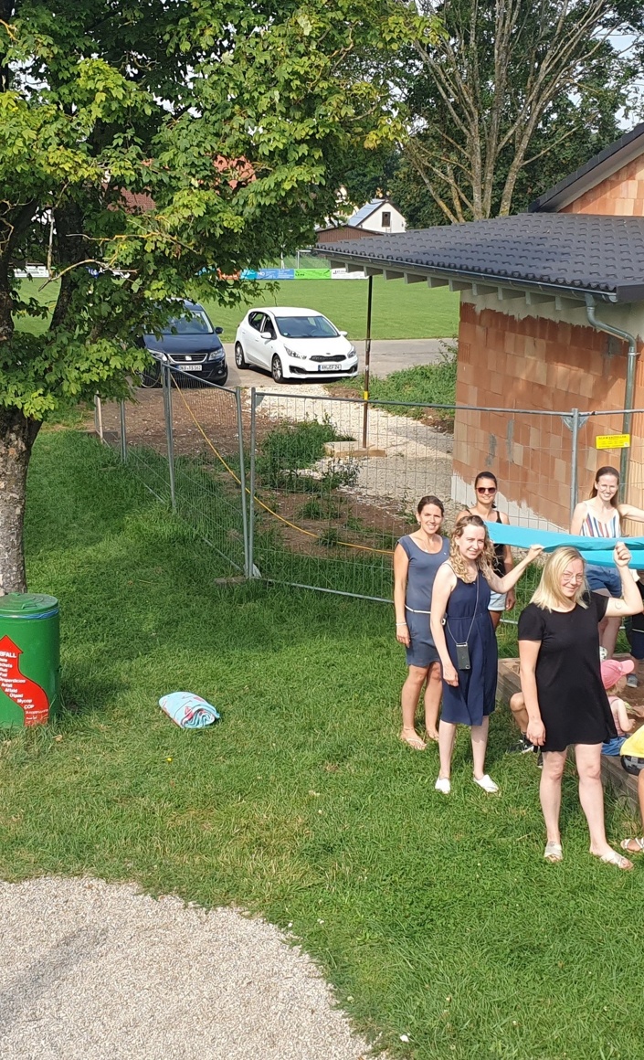 Sonnensegel für den Ammelbrucher Spielplatz am Badeweiher