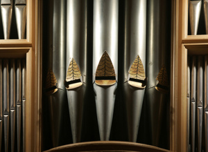 Reparaturbedarf! Unsere Kirche ohne Glocke/Orgel?