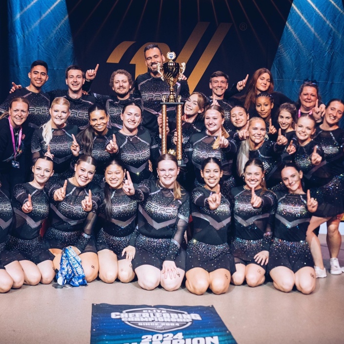 Space going to Worlds