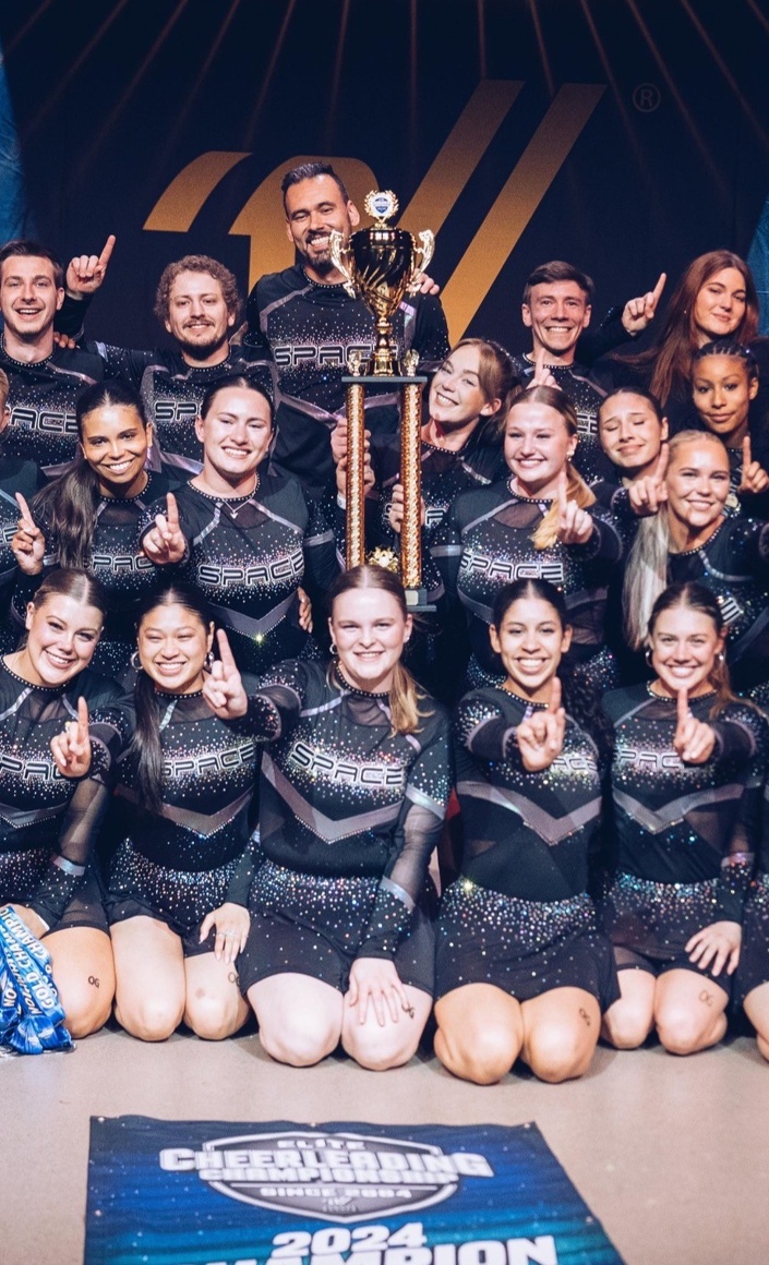 Space going to Worlds
