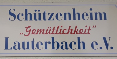 Neuer Eingang und Erweiterung Aufenthaltsraum