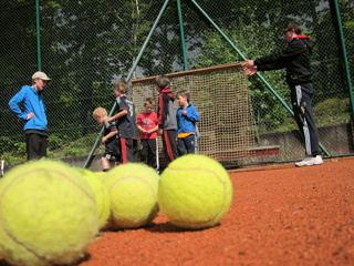 Tennis spielen (10 Std.)