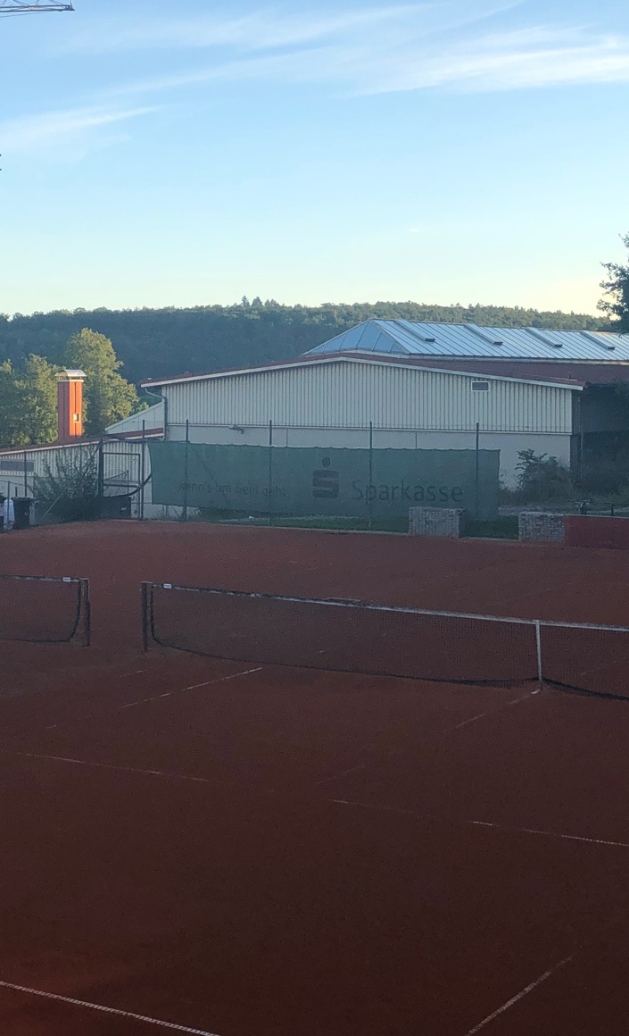 Instandsetzung Tennisplatz