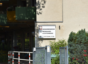 Einsame, alte, kranke Menschen