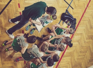 Trikotsets für unsere AK Tigers-Basketball-Mannschaften