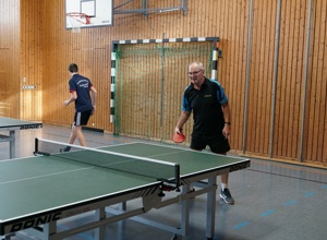 Anschaffung 50-Jahre-Trikot SVW Weingarten Tischtennis