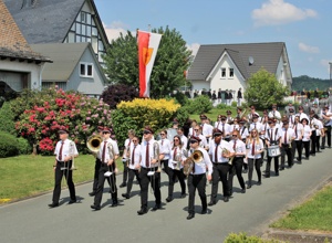 Uniformwesten für den Musikverein Wulmeringhausen