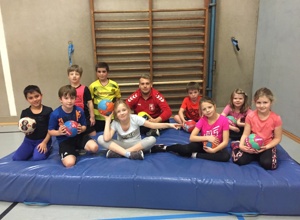 Handball-AGs in Soester Grundschulen