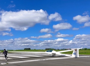 Modernes Kollisionswarnsystem für Schulflugzeuge