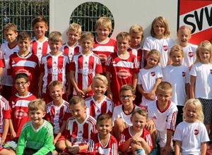 Errichtung Geräteschuppen für Trainingsmaterial