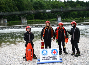 Neoprenanzüge für die Jugendgruppe der Isarrettung