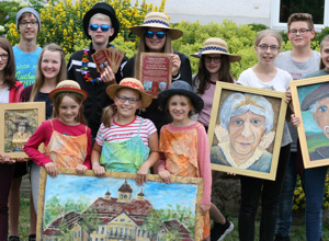 Kreativ-Theater für Grillplatz in Natzungen