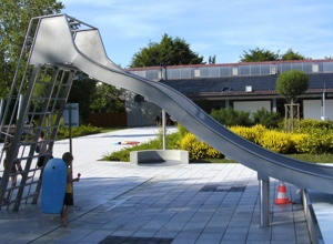 Wasserrutsche für das Freibad in Siedlinghausen