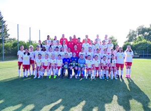 Erstausstattung Fußball Frauenmannschaft SC Urbach