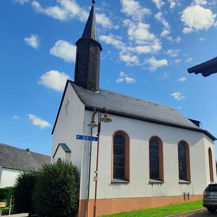 Sanierung der Kirchenfenster in der Kirche Krinkhof