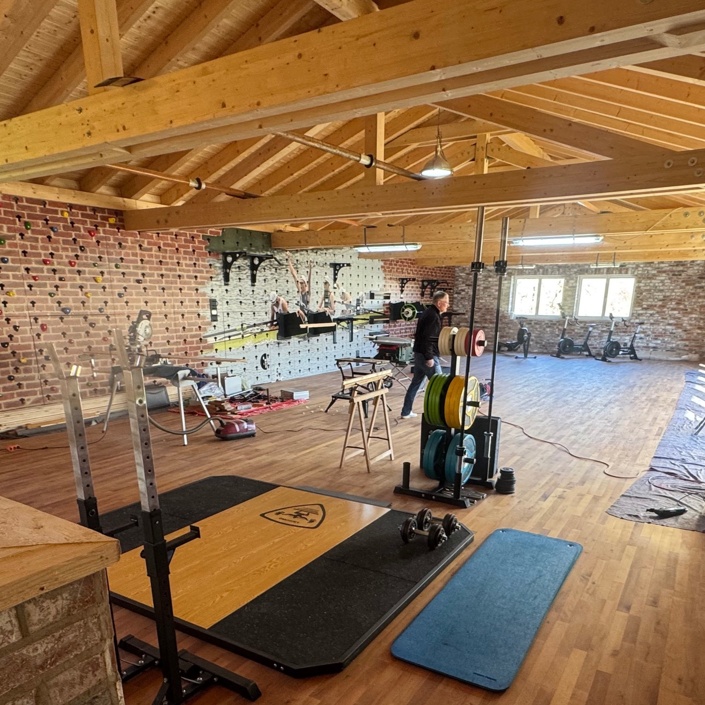 Neue Sportgeräte für unseren Fitnessraum II