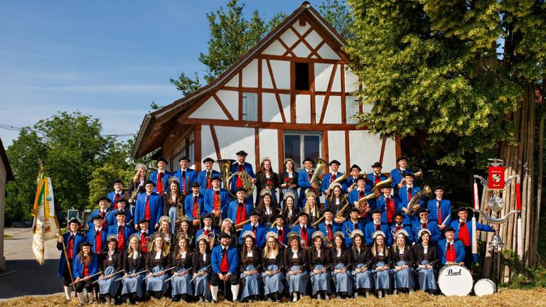 Neuer Glanz für unsere Musiktracht