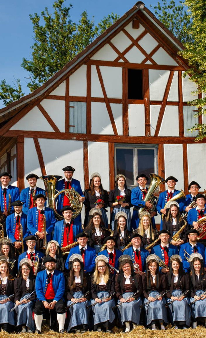 Neuer Glanz für unsere Musiktracht