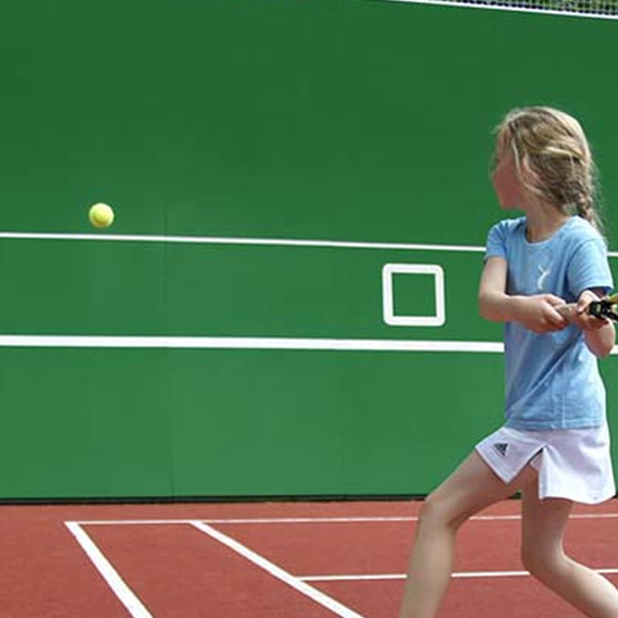 Ballwand und Flutlicht 2021/2022