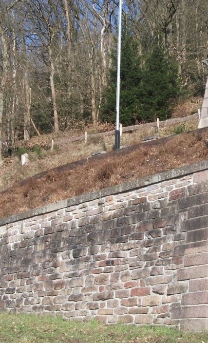 Renovierung Ehrenmal Kirchhundem