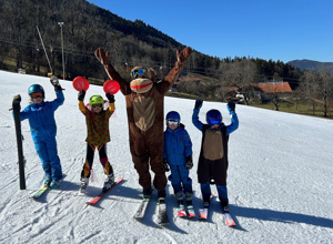 Gemeinsam unterwegs! Neuer Bus für den Skiclub Miesbach