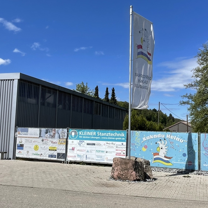 Unsere Kakadu-Halle soll schöner und grüner werden !