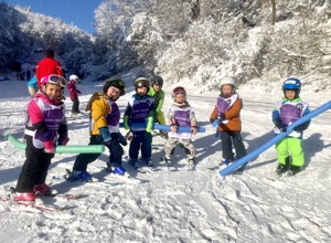 Skischule Straßberg: Textile Skipiste für Kinderskikurse
