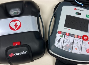 Mobiler Defibrillator für die Rot-Kreuz-Bereitschaft Gerzen
