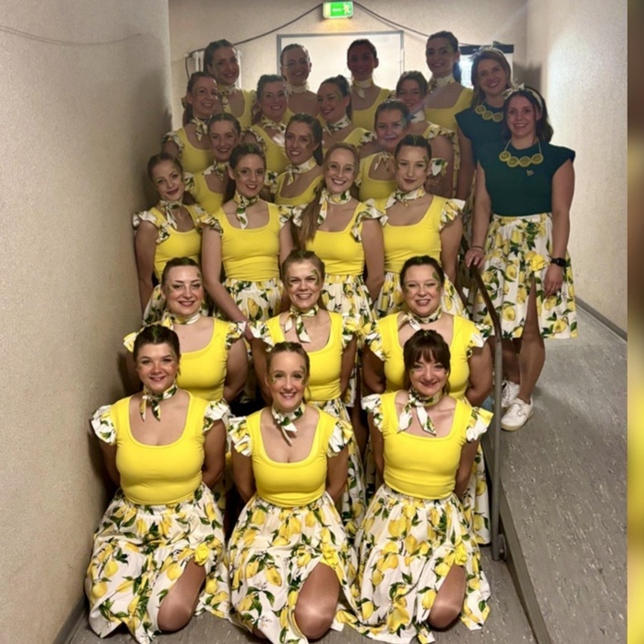Turniere & Veranstaltungen - Bühne frei für unser Showtanzballett✨