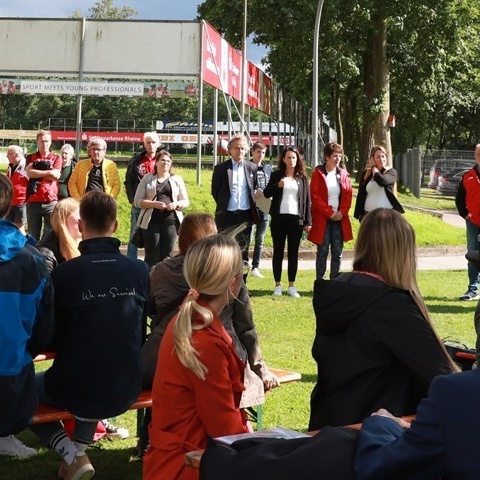 Sport meets young professionals