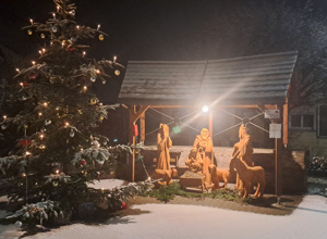 Geschnitzte Weihnachtskrippe für Unterginsbach