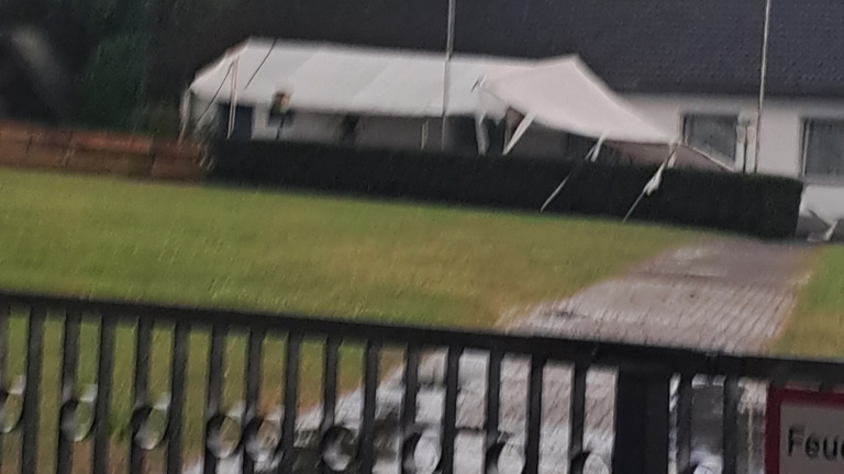 Überdachung der Außenterrasse