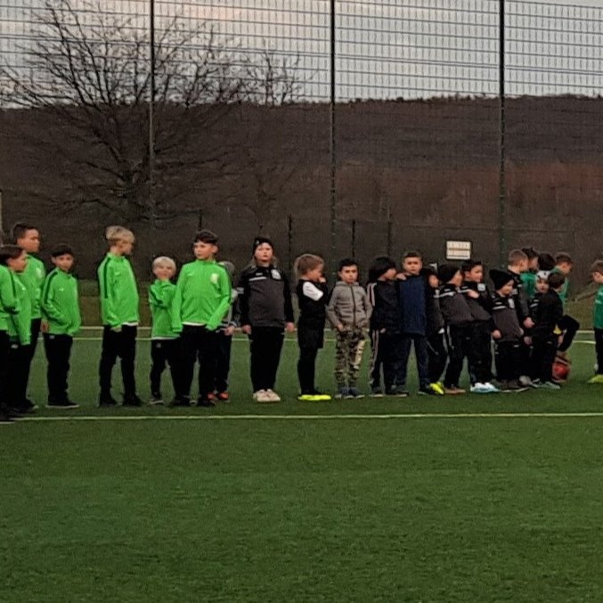Trainingsanzüge für die Jugendfußballabteilung