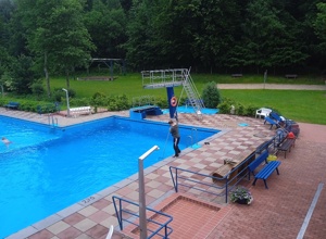 Volksbank: Neue Möbel für die Terrasse