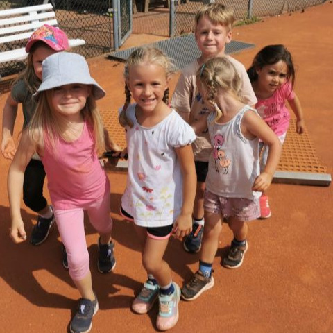Neubau eines dritten Tennisplatzes