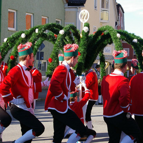 Neue Tracht Schäffler Pleinting