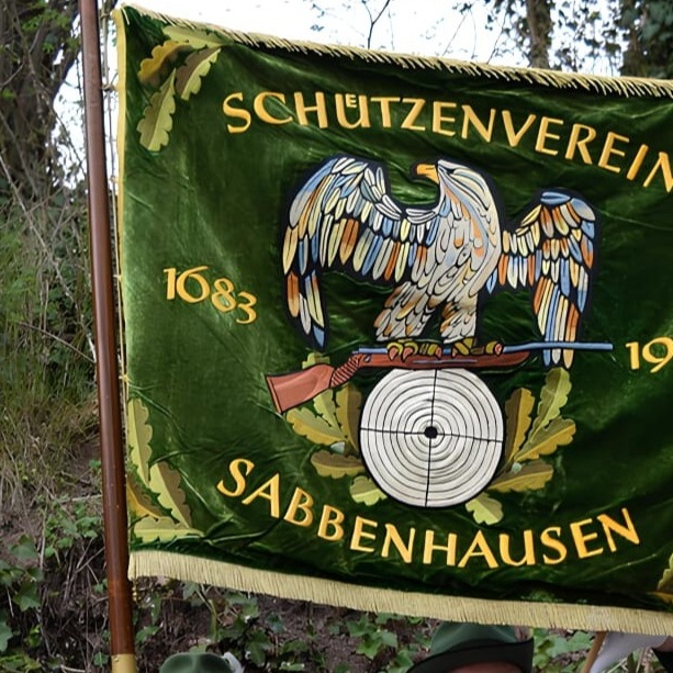 Volksbank: Restaurierung der Vereinsfahne des SV Sabbenhausen